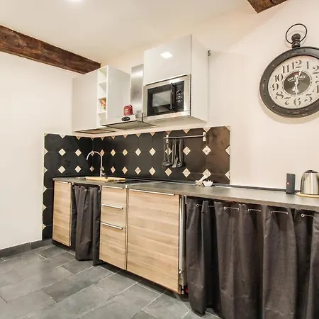 Charming Large - 3 Bedroom In Trastevere דירה *
