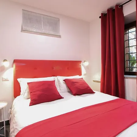 Charming Large - 3 Bedroom In Trastevere דירה רומא